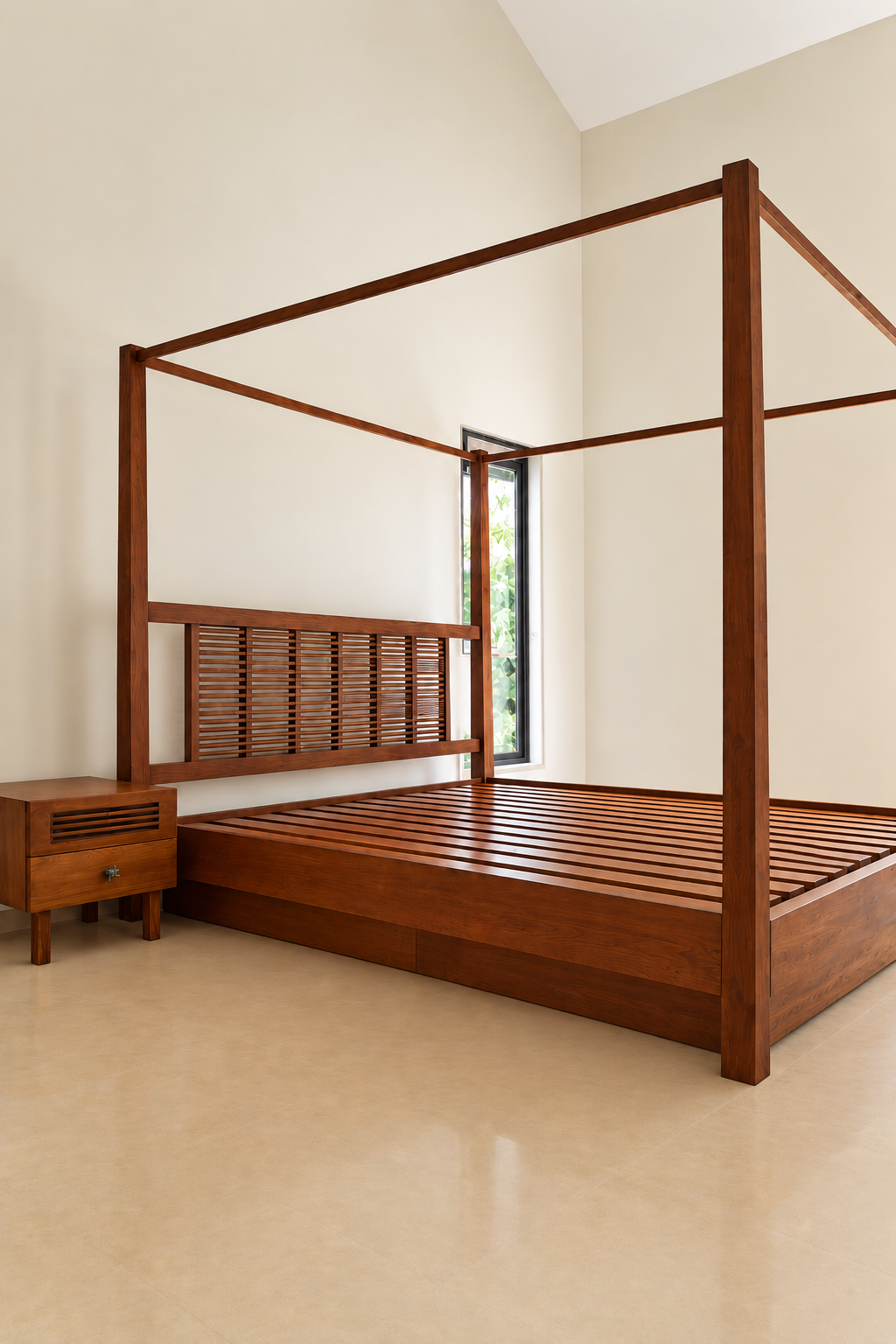 Mahogany Wood Canopy Bed – Queen Size