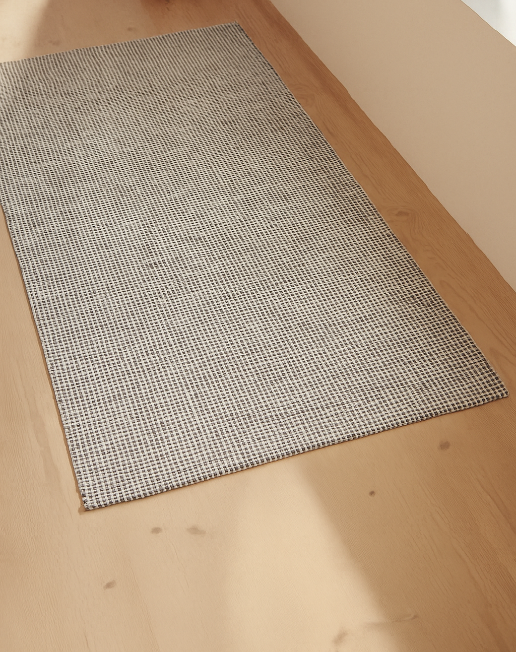 Woven Cotton Bedside Runner – Black & White